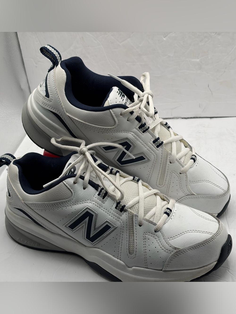 New Balance 608 V5 Men Size 10D Training Shoe Sneaker White Blue MX608WN5